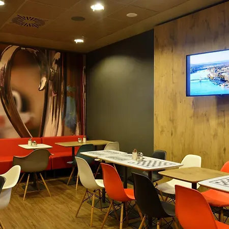 Hotel Ibis 3*