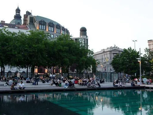 Ibis Budapest