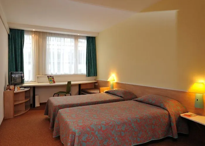 Ibis 3*